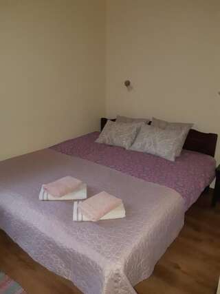 Отели типа «постель и завтрак» Ovelia B&B Курессааре Стандартный двухместный номер с 1 кроватью или 2 отдельными кроватями-9